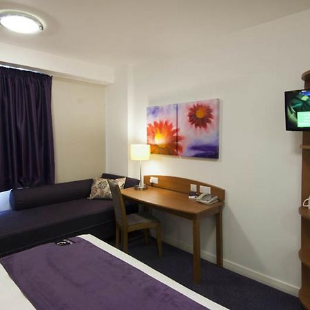 Premier Inn Leamington Spa Town Centre Exterior foto