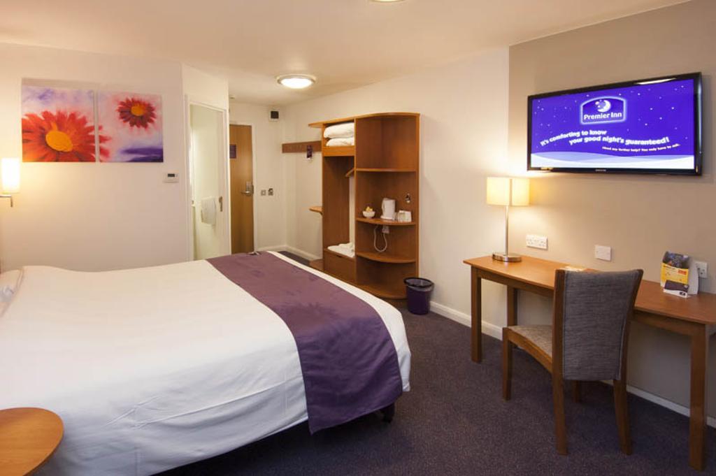 Premier Inn Leamington Spa Town Centre Exterior foto