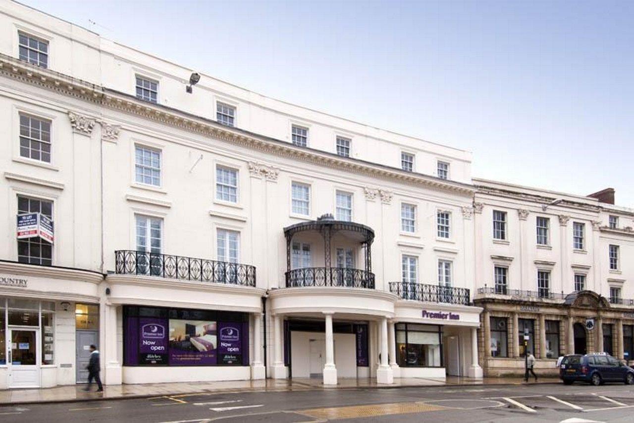 Premier Inn Leamington Spa Town Centre Exterior foto