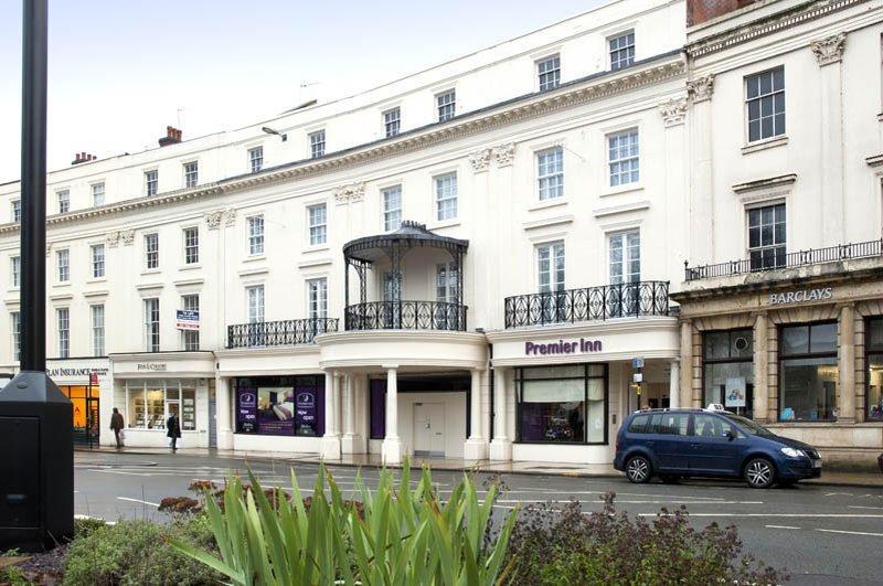 Premier Inn Leamington Spa Town Centre Exterior foto